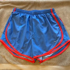 Women’s Nike running shorts size medium